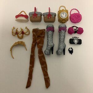 Ever After High Doll Accessories Lot Purse Bag Picnic Basket Boots Necklace